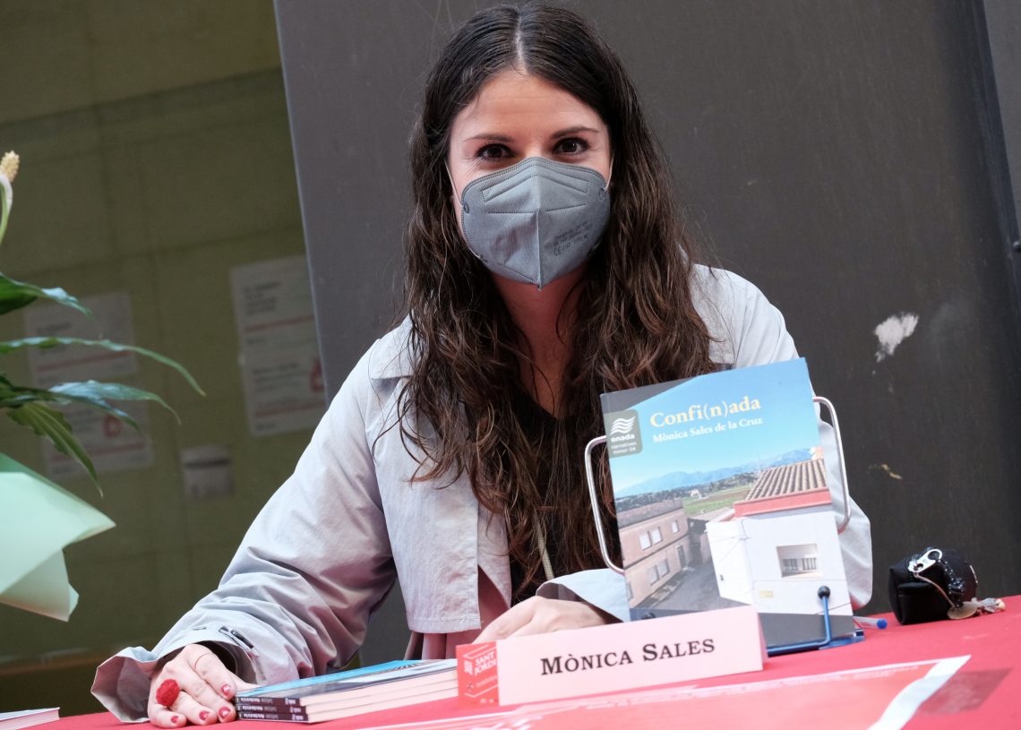 [#Fotogaleria 📷 ] Primeres estampes de Sant Jordi als carrers de Tortosa i Amposta