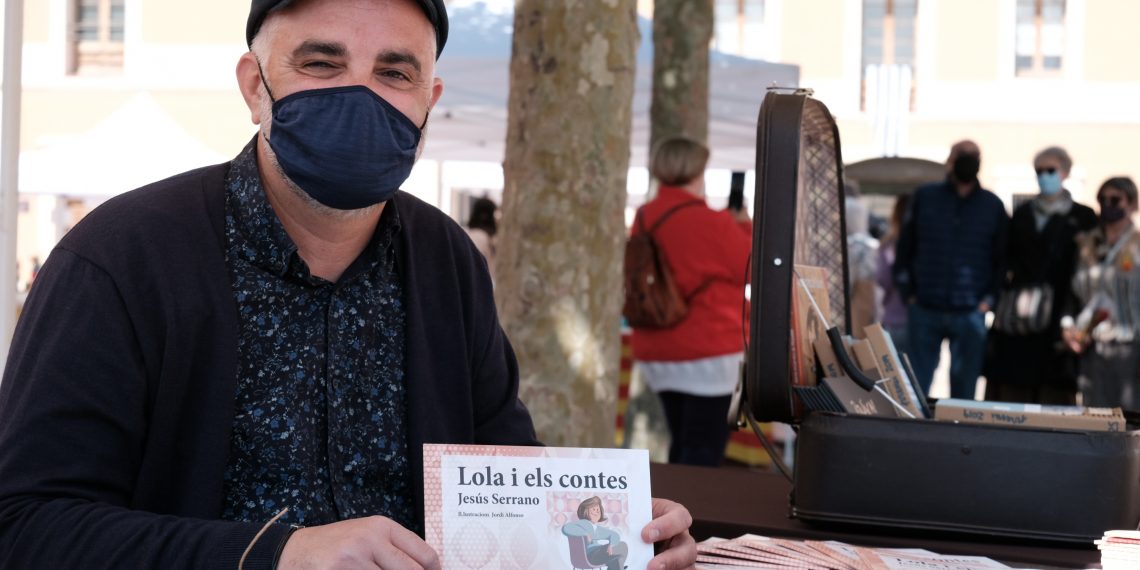 [#Fotogaleria 📷 ] Primeres estampes de Sant Jordi als carrers de Tortosa i Amposta