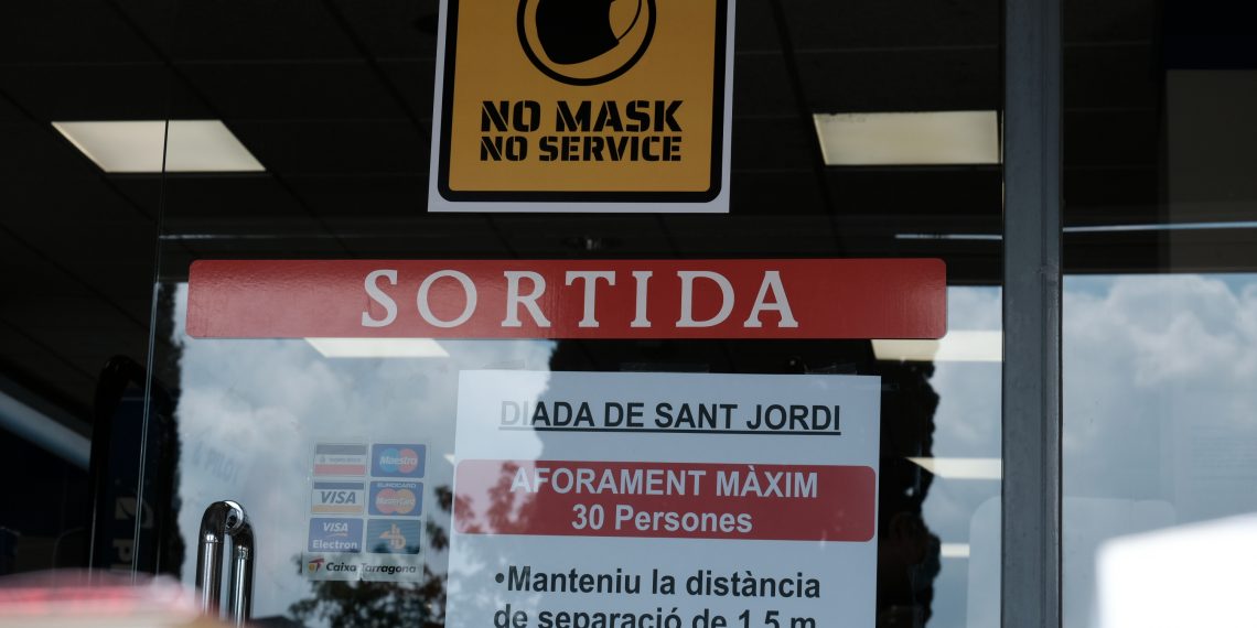 [#Fotogaleria 📷 ] Primeres estampes de Sant Jordi als carrers de Tortosa i Amposta