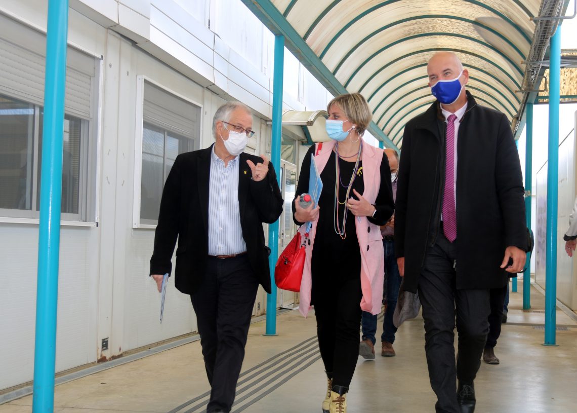 Vergés afirma que ara toca confinament comarcal, però s’obre a revisar-lo