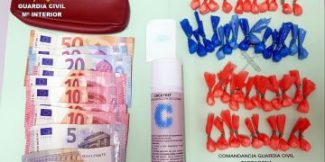 Detenen el propietari d’un bar de Santa Bàrbara per vendre droga a l’establiment