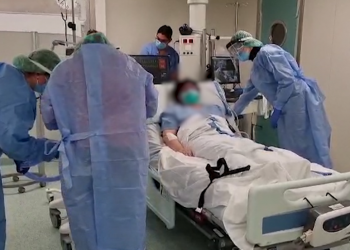 Així són les primeres classes de simulació clínica a les UCI de l’hospital de Tortosa