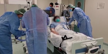 Així són les primeres classes de simulació clínica a les UCI de l’hospital de Tortosa