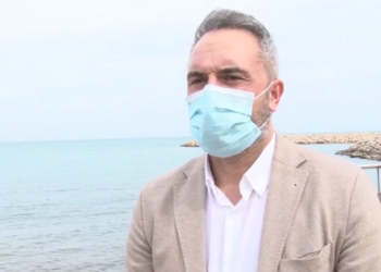 L’alcalde d’Alcanar lamenta que la sentència no aclareix la relació de l’imam amb el CNI