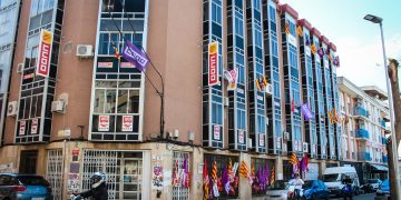 [Fotogaleria] Les millors imatges de la concentració del Primer de Maig a Tortosa