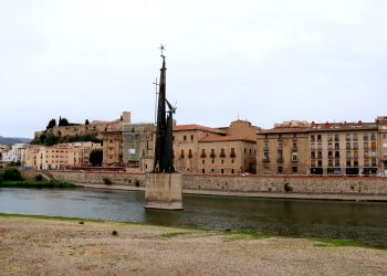 Divisió d’opinions a Tortosa després de l’anunci de la data per retirar el monument