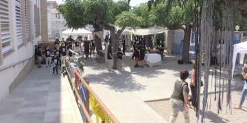 El col·legi Sant Jordi bufa 50 espelmes