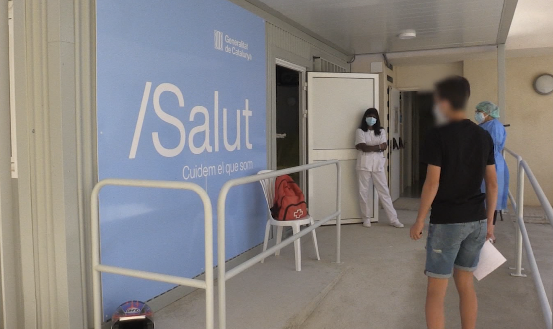 Salut fa un cribratge massiu als menors de 40 anys de Deltebre, pel brot entre joves