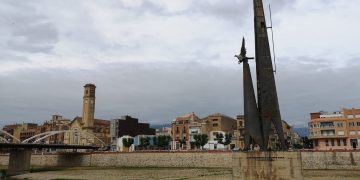 El ple de Tortosa rebutja la moció popular del Corembe sobre el monument