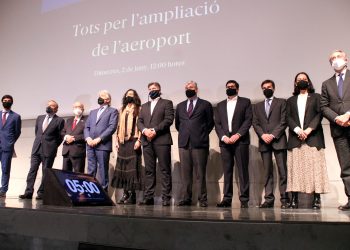 L’aeroport de Barcelona, oblidant Reus i Girona