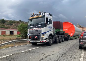 [#Vídeo] Així són els camions que porten els nous aerogeneradors de la Terra Alta