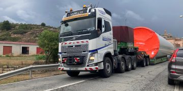 [#Vídeo] Així són els camions que porten els nous aerogeneradors de la Terra Alta