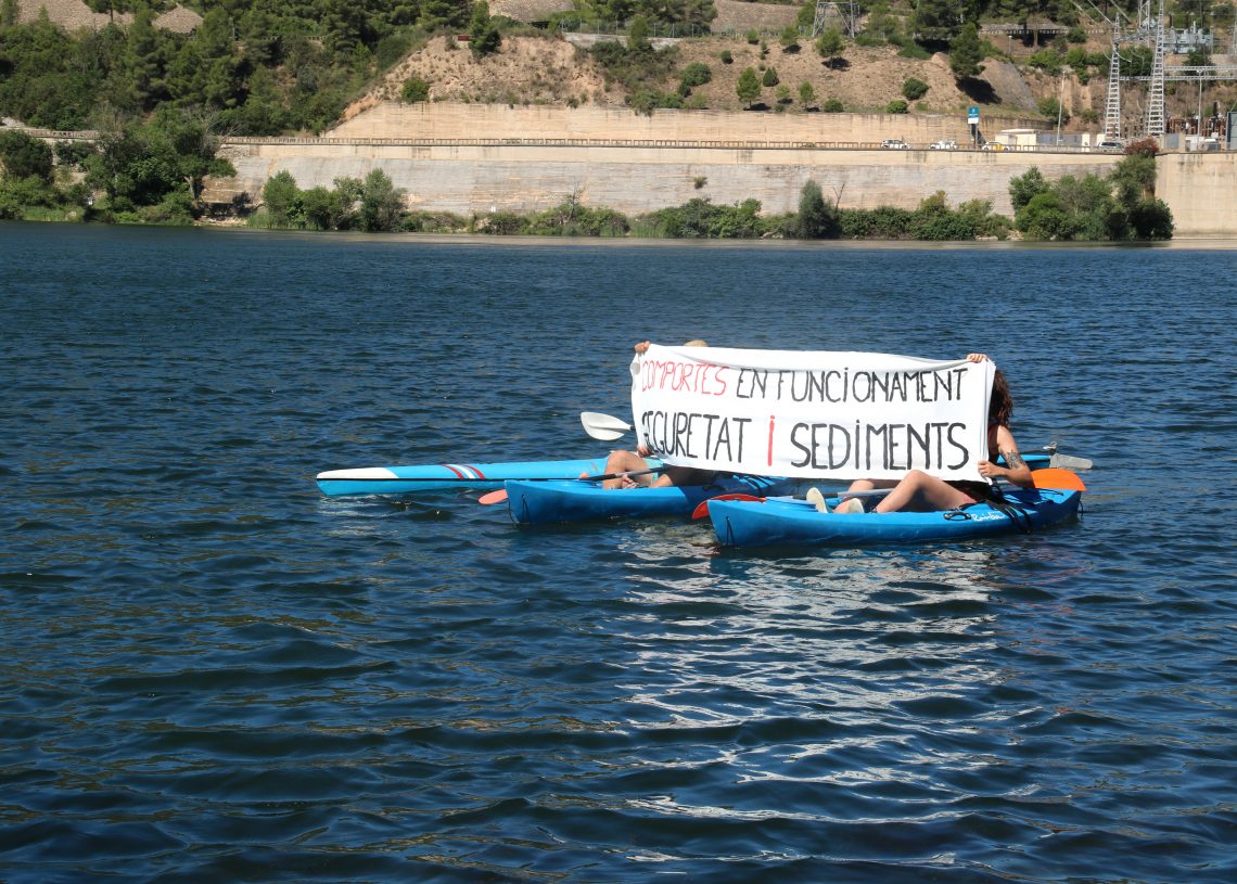 Reclamen un canvi de gestió de les preses per seguretat i per preservar el Delta