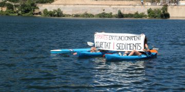 Reclamen un canvi de gestió de les preses per seguretat i per preservar el Delta