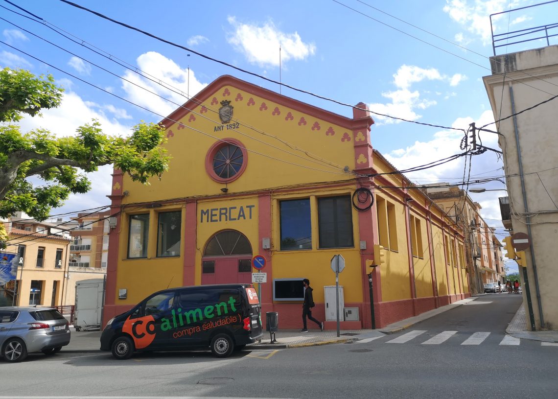 Roquetes vol redefinir els usos del mercat, en el marc del Pla de Dinamització del Comerç