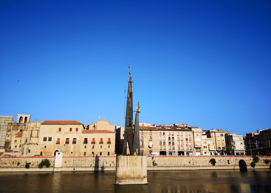 Què sabem i què no sabem sobre l’aturada de les obres per retirar el monument?