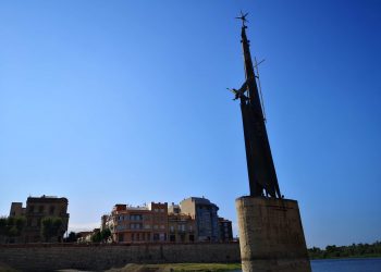 ‘La persistència simbòlica franquista en la ciutat democràtica. El monument a la Batalla de l’Ebre (Tortosa, 1966-2021?)’