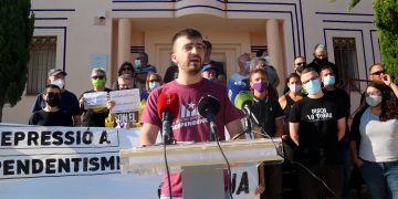 Un jove de Móra d’Ebre declara al jutjat de Gandesa per ultratge a la bandera espanyola