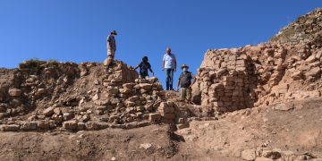 Descobreixen una muralla, un fossar i la porta d’entrada ibèrica al Coll del Moro