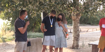 L’emotiva rebuda al remer tortosí Èric Pastor, medalla d’or al mundial de Bulgària