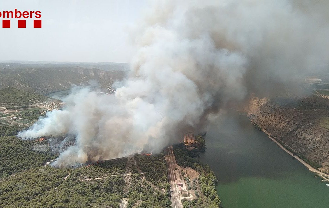 L’incendi de la Pobla de Massaluca ha cremat 75 d’hectàrees d’un potencial de 1.200