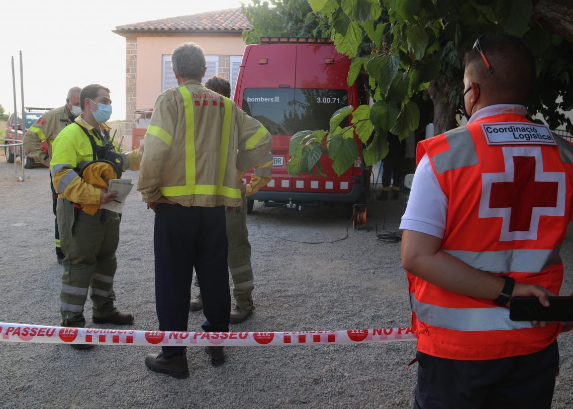 Els Bombers ja tenen controlat l’incendi de la Pobla de Massaluca