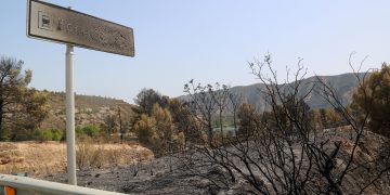 Els Bombers donen per extingit l’incendi de la Pobla de Massaluca una setmana després
