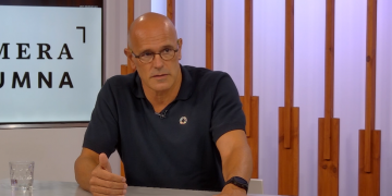 Romeva: ‘Només hi ha una manera de no importar energia, que és produir-la tu’