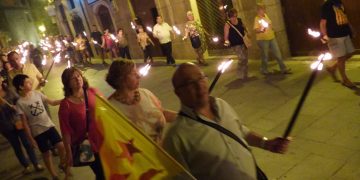 L’independentisme ebrenc es mobilitza amb dos marxes de torxes a Tortosa i Flix