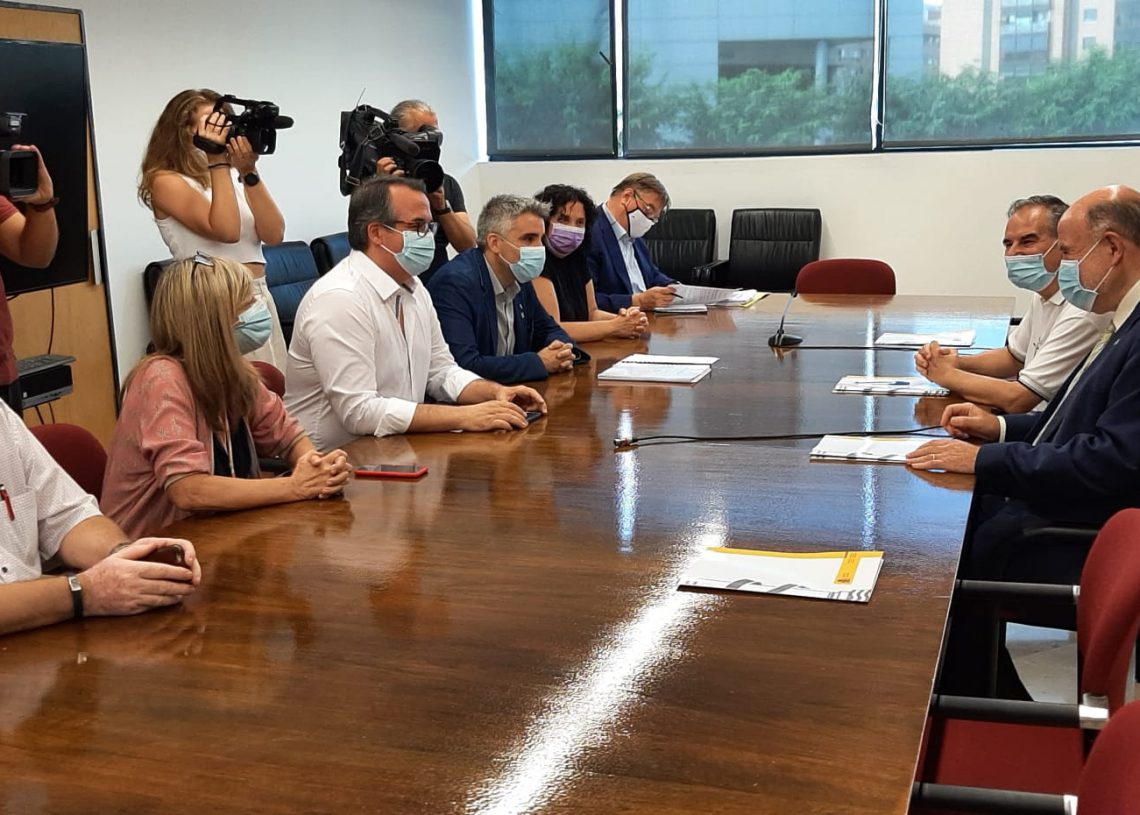 Ajuntaments i consells que rebutgen la MAT es reuneixen amb el subdelegat del Govern