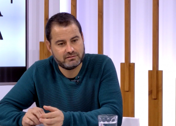 Eladi Galbe: ‘El centre de lectura és una determinació del govern de Tivenys’