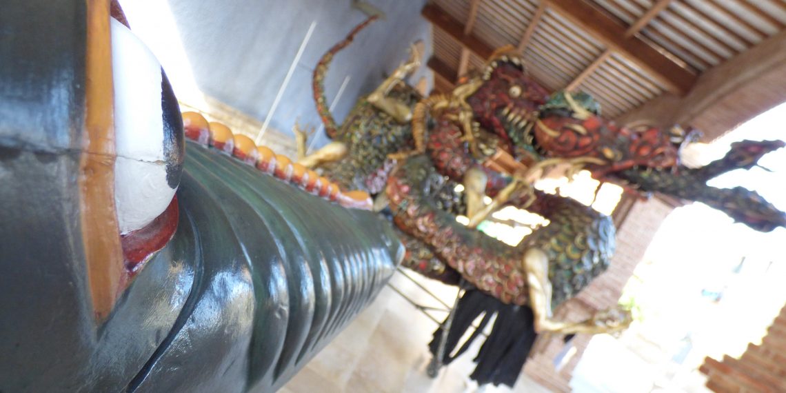 Les festes de córrer el foc i les bèsties populars, un símbol més de l’ADN català