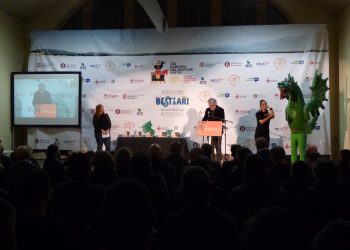 Les festes de córrer el foc i les bèsties populars, un símbol més de l’ADN català