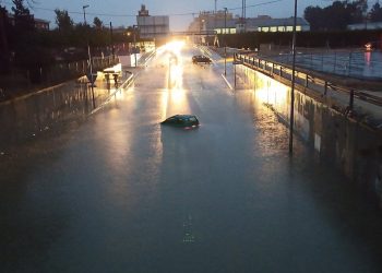 El temporal colpeja les Terres de l’Ebre i talla carreteres a Tortosa i Santa Bàrbara