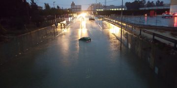 El temporal colpeja les Terres de l’Ebre i talla carreteres a Tortosa i Santa Bàrbara