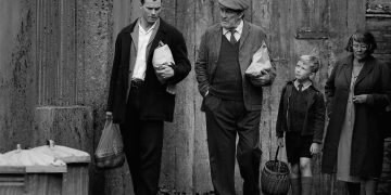 ‘Belfast’ de Kenneth Branagh i ‘La abuela’ de Paco Plaza, estrenes destacades a pantalles