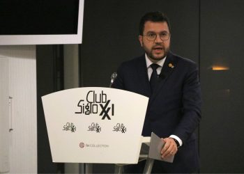 El ‘passar el cant’ de la taula de diàleg