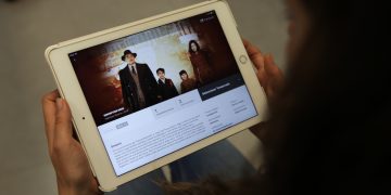 El català només representa el 0,5% del catàleg de Netflix, segons el CAC