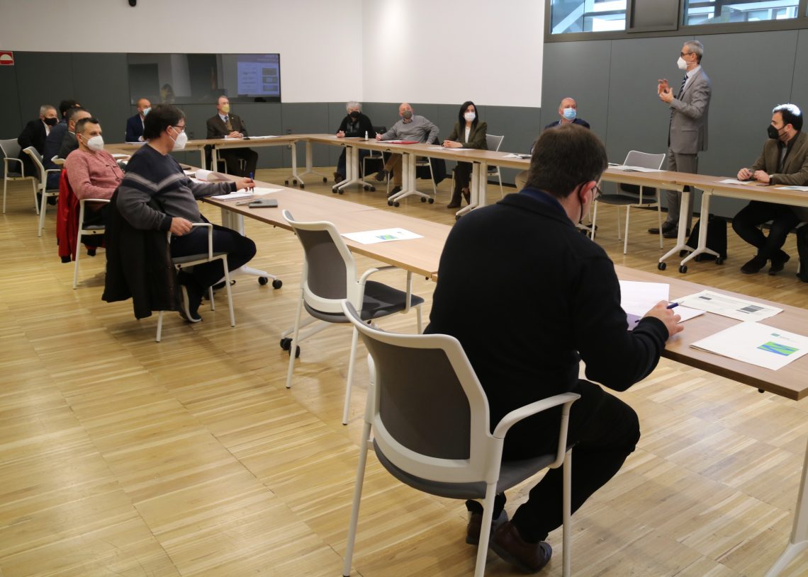 La xarxa pública de fibra òptica arribarà enguany a 21 municipis i 15 polígons industrials més de l’Ebre