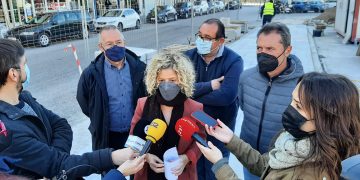 Tortosa renova les voreres interiors i planta 18 arbres a la plaça 1 d’Octubre