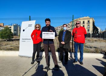 Trens Dignes i Diàspora Ebrenca reclamen la recuperació del tren Avant amb Barcelona