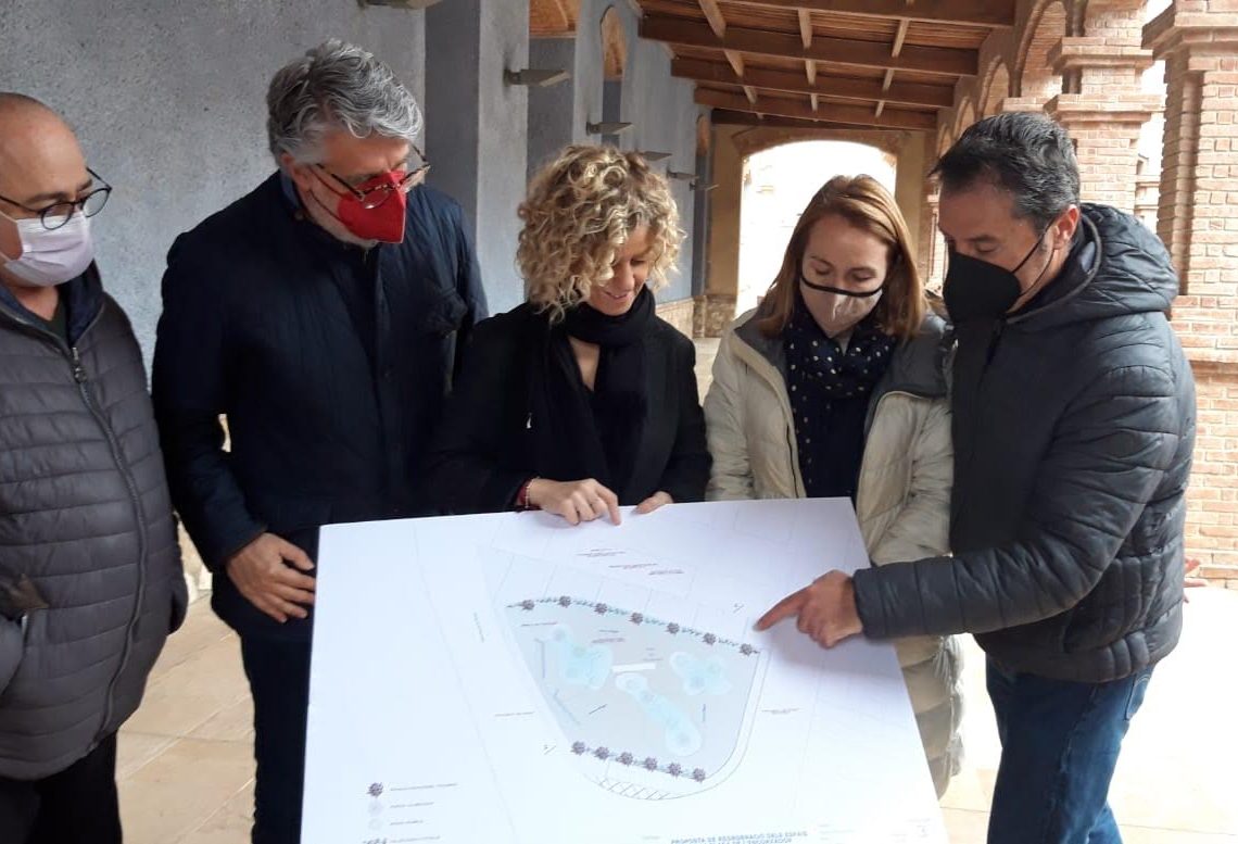 Tortosa urbanitza la plaça de l’Escorxador per completar l’entorn de la catedral