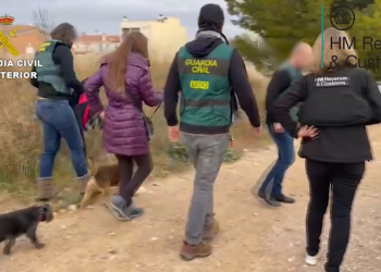 La dona més buscada del Regne Unit, detinguda a Santa Bàrbara quan passejava els gossos