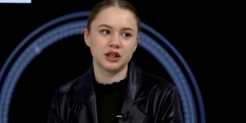 Anastassia, la jove acollida a Tortosa que ha ajudat a fugir tres grups d’Ucraïna