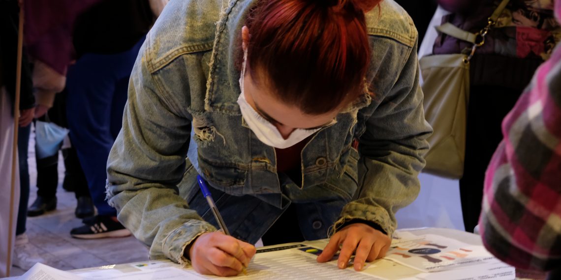 [#Fotogaleria] Feministes Ebrenques tenyeixen Tortosa amb la marxa del 8-M