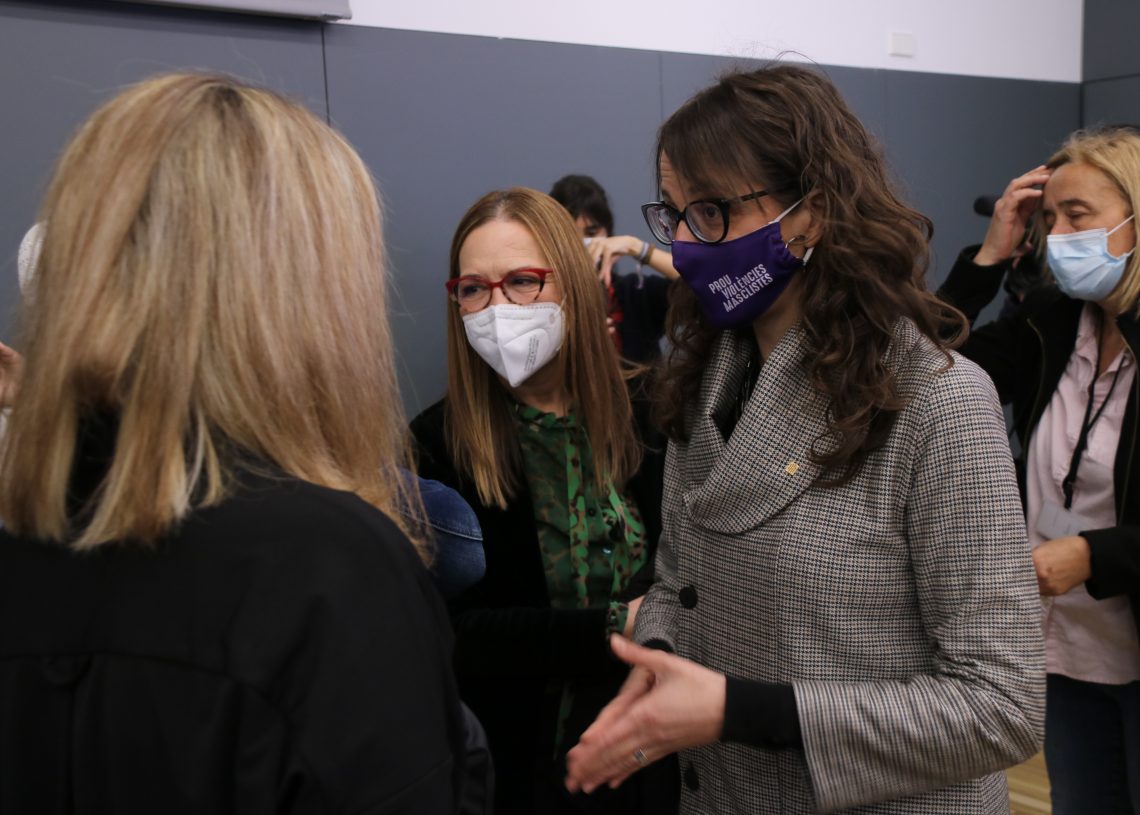 La consellera Verge defensa des de Tortosa la necessitat d’una ‘normalitat feminista’