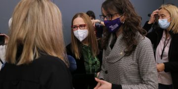 La consellera Verge defensa des de Tortosa la necessitat d’una ‘normalitat feminista’