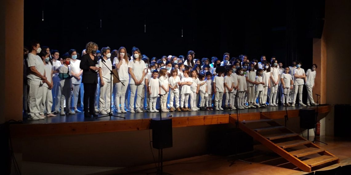 L’emocionant homenatge de l’Escola Municipal de Teatre de Tortosa a Marisa Valls Montesó