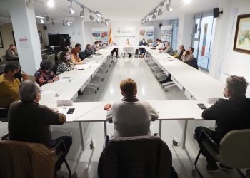 La Ribera instal·larà plaques solars a la coberta del consell i a la nau del Molló