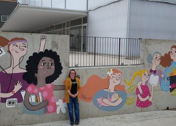 Un mural d’Ester Llorens Artiola pintat pel veïnat visibilitza les dones de Benifallet